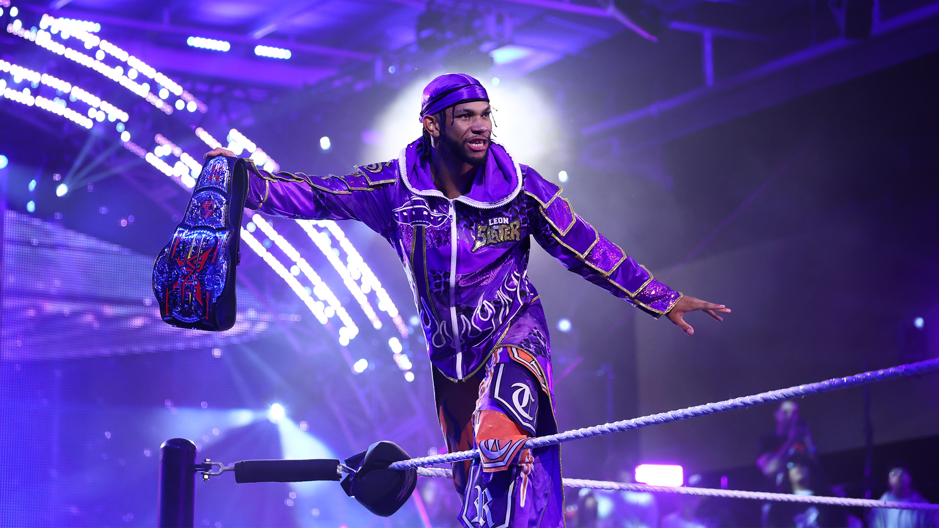 Leon Slater Defeats Stacks to Remain TNA X-Division Champion on WWE NXT