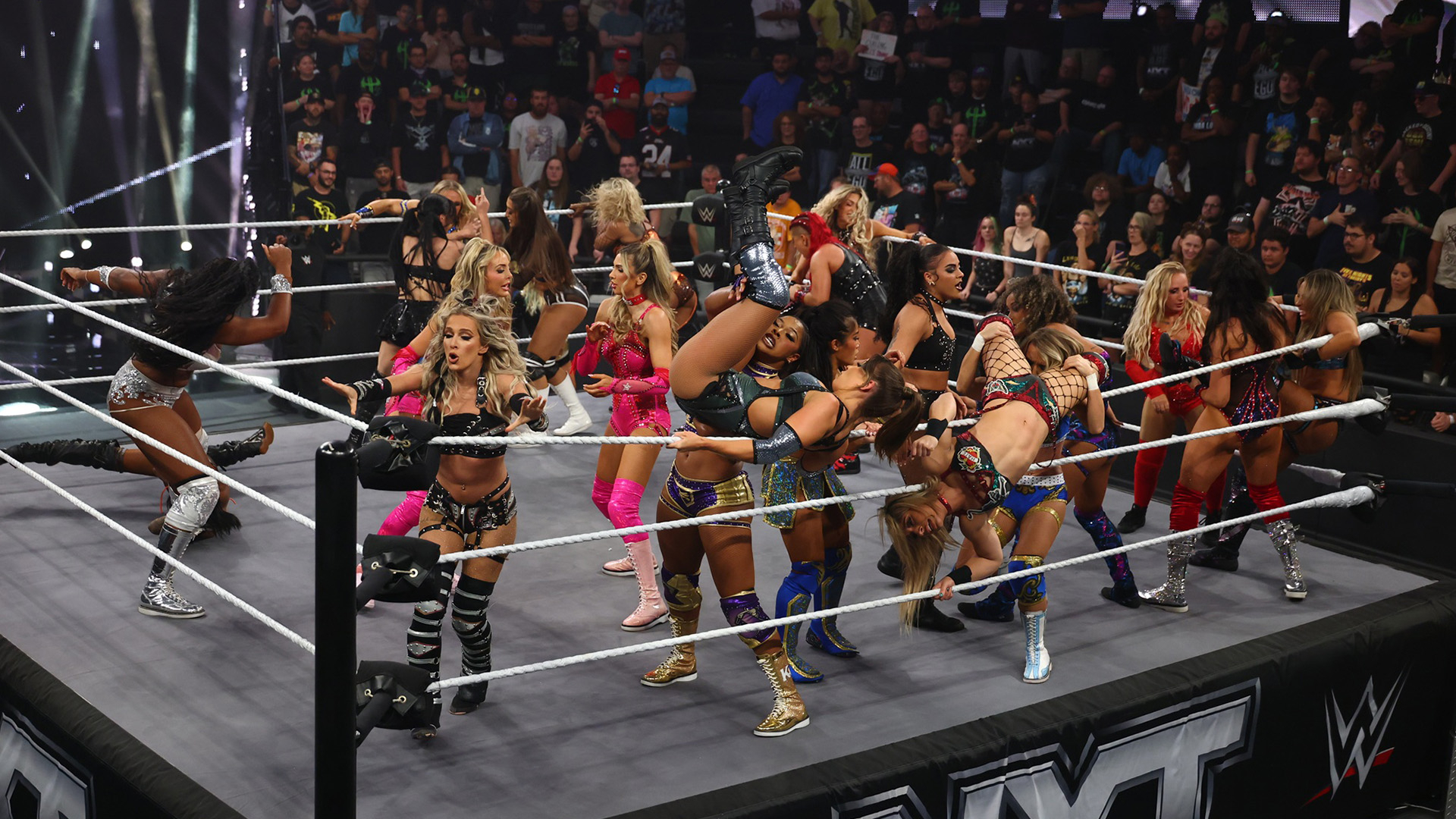 TNA Knockouts Compete in No. 1 Contender's Battle Royal, Plus More on NXT