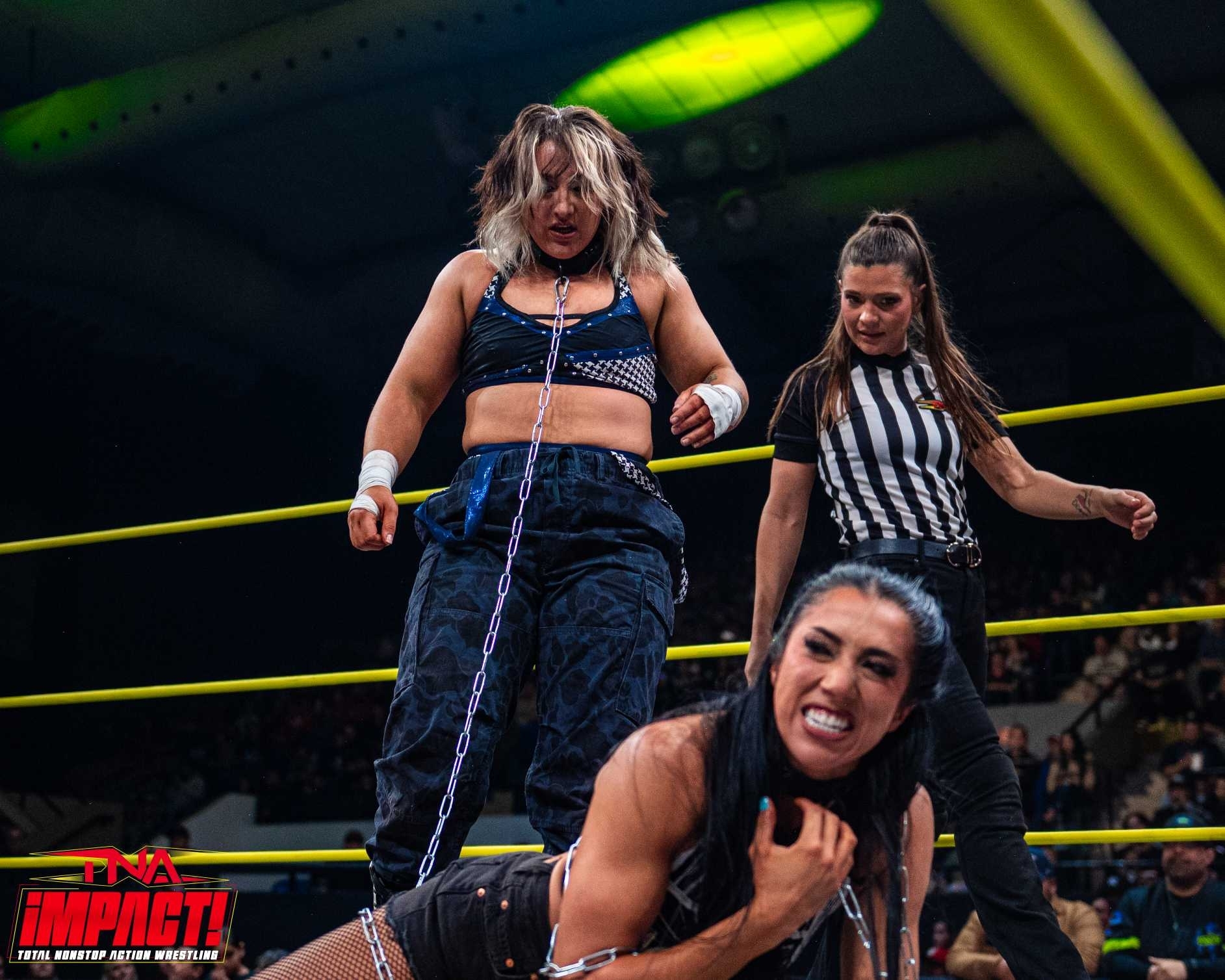 Spotlight: Dani Luna vs. Indi Hartwell - Dog Collar Match
